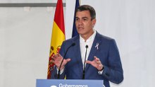 La Operación Campamento como símbolo: Sánchez prometió levantar 12.000 casas "de inmediato" en 2022 y no hay ni una