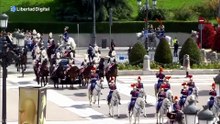 Felipe VI y Letizia reciben con honores a Emmanuel Macron