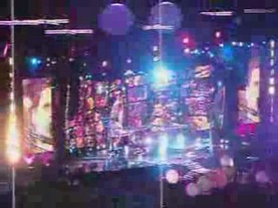 Muse_-_Plug_in_Baby__Wembley_Edit_