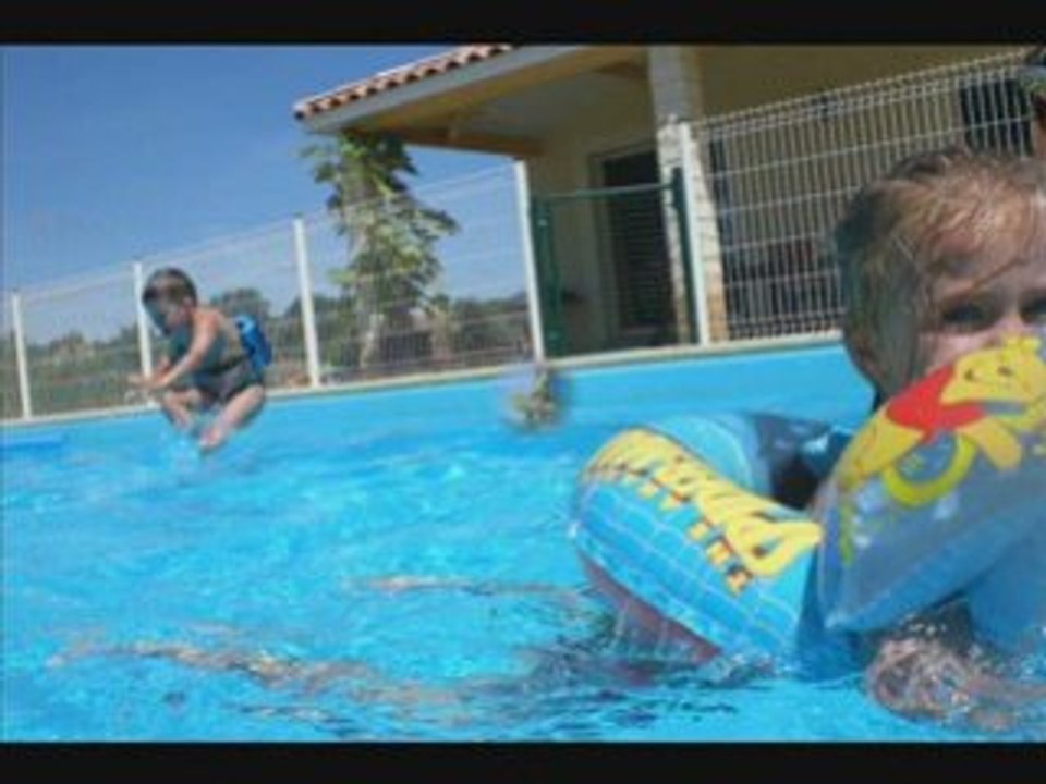 Tous à la piscine