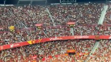 El Pizjuán se puso en pie para ovacionar a Modric