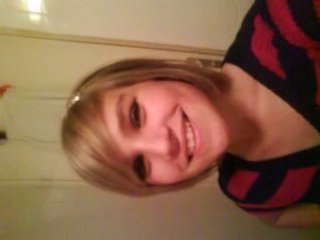 un gros bizous un peut pouri lol pour un mek ke j'aime trop