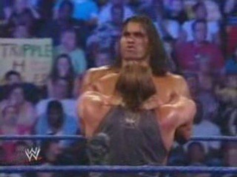 Triple H vs The Great Khali Arm Wrestling