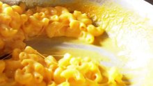 Macroni ...