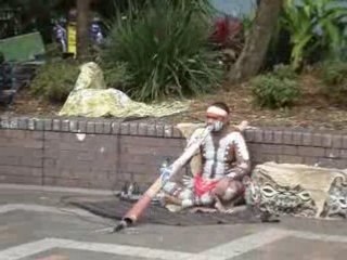 DIDGERIDOO - SYDNEY CIRCULAR QUAY - AUSTRALIA 2008