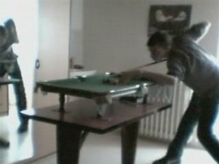 Trickshot du papillon sur mini-billard