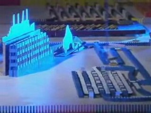 German teen knocks down over 50,000 dominos