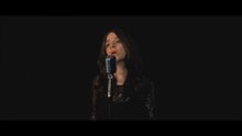 WOMAN IN LOVE - Legendado