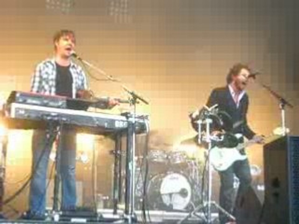 The architect / dEUS Au pont du rock 2008