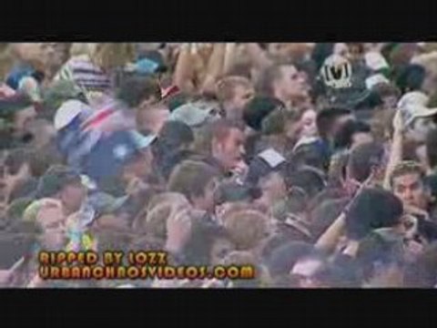 System Of A Down - Chop Suey! (live bdo sydney 26.01.2005)