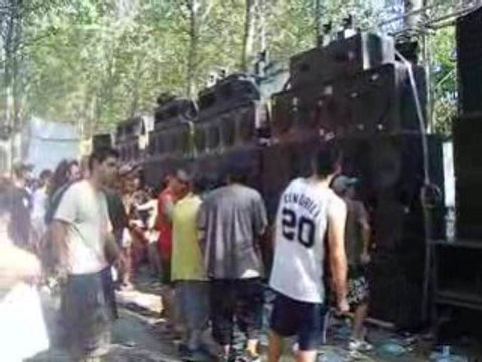 teuf trakkass metro italie