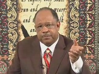 Pastor Manning apologizes to Michelle The Fist Bumper