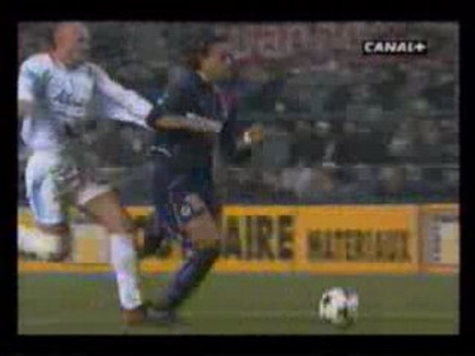 OM-PSG (0-3) Ronaldinho_2eme but (02-03)