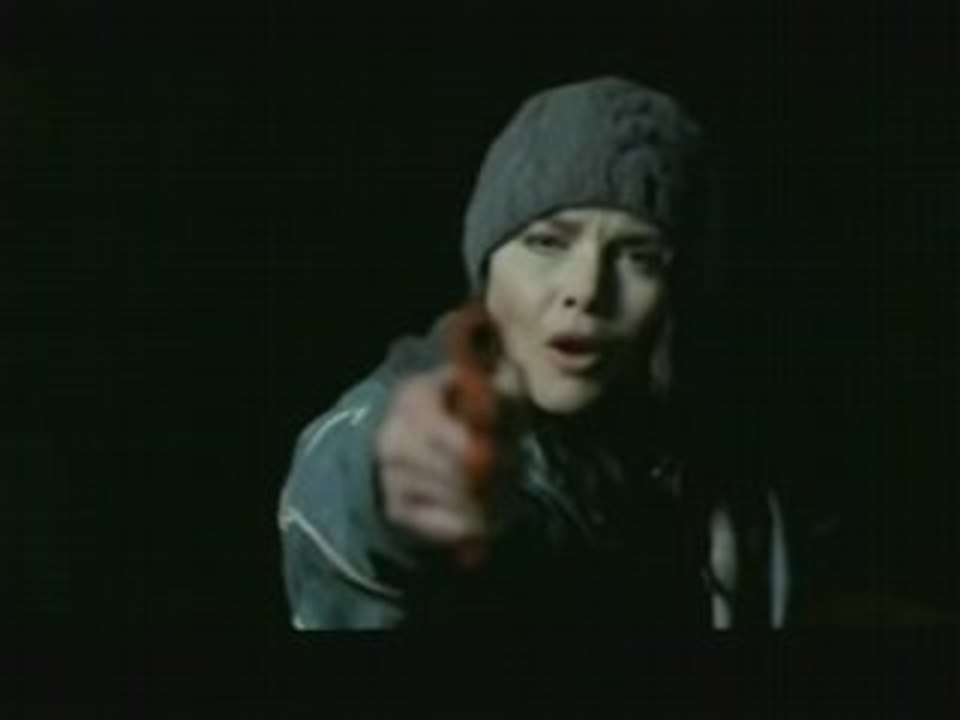 Mitzi,toujours en danger!