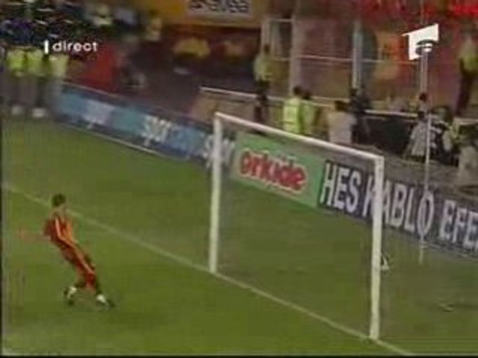 Galatasaray 0 - 1 Steaua Bucuresti Goal: D. Moreno