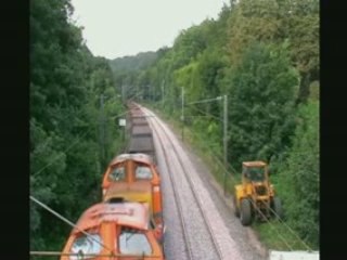 Train de travaux passant à Tanqueux (77)