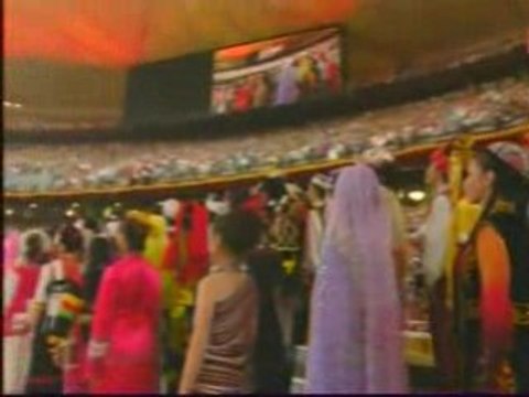 JO Pekin levée drapeau hymne chine