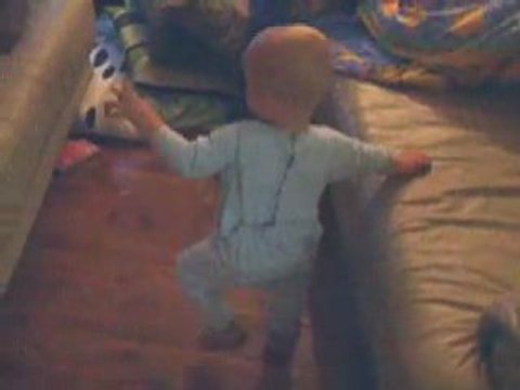 Les tout-tout premiers pas...