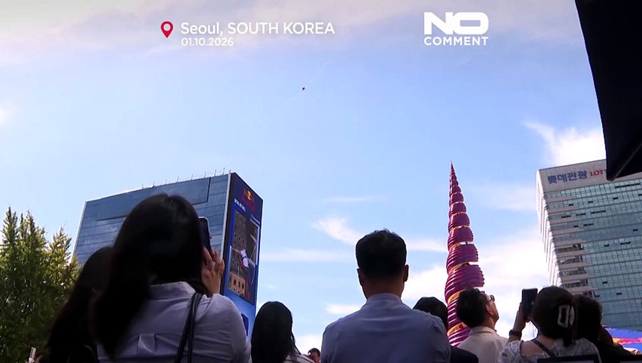 Estnischer Slackliner überquert Highline in 120 Metern Höhe über Seoul