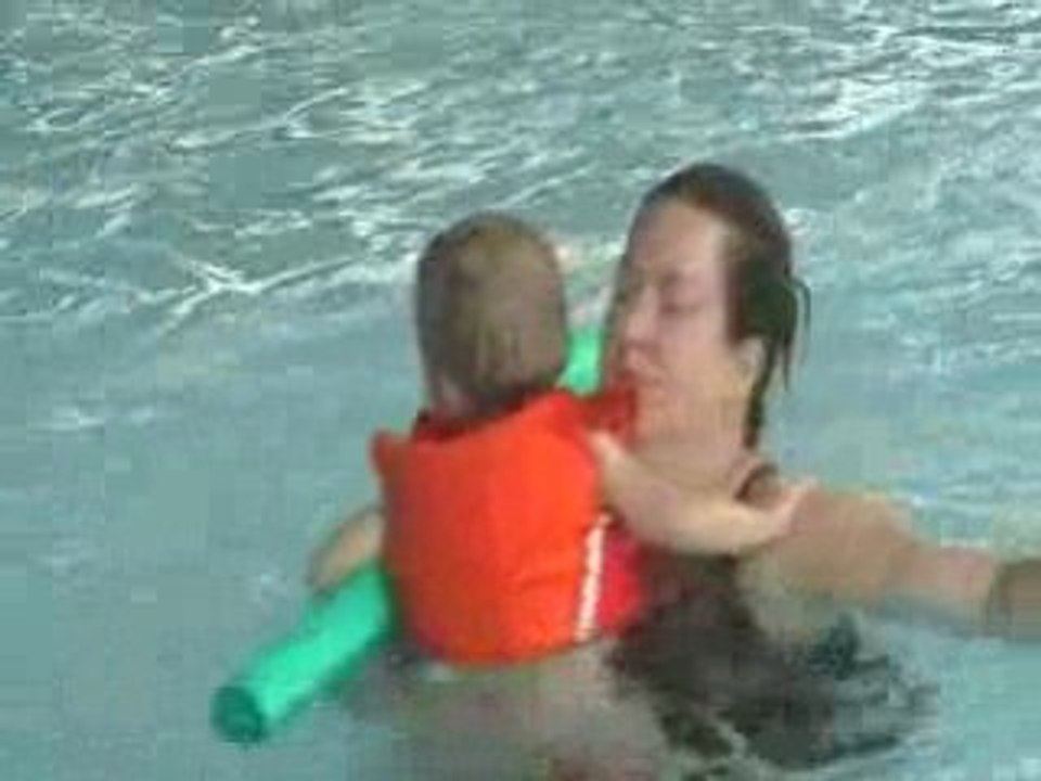 A la piscine 3