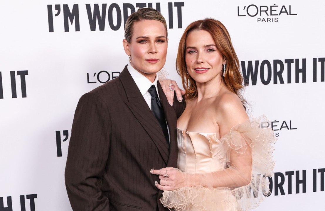 Sophia bush und ashlyn harris sind verheiratet