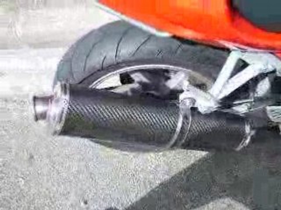 Hyosung Comet GT 125 + pot R1 carbone