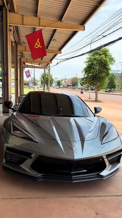Ferrari SF90 Stradale in Red – Hybrid Supercar Perfection! 🔥🏎️