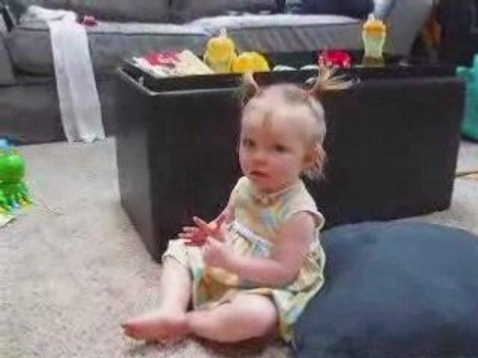 Rowan's crazy hair (+ learning to share :p)