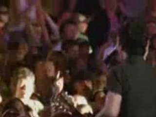 Green Day - blvd of broken dreams (live)