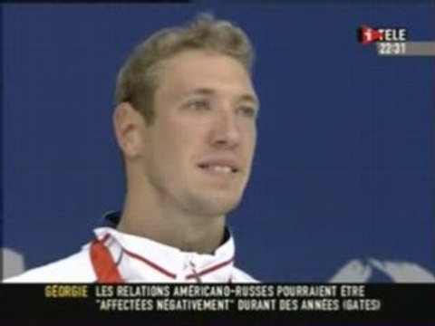 Famille d'alain bernard medaille d'or 100 m nage libre