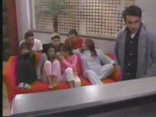 Rebelde - Giovanni, Tomás y Diego Viendo una Película