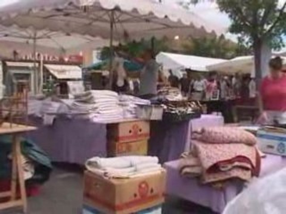 85ème FOIRE A LA BROCANTE DE L'ISLE-SUR-LA-SORGUE