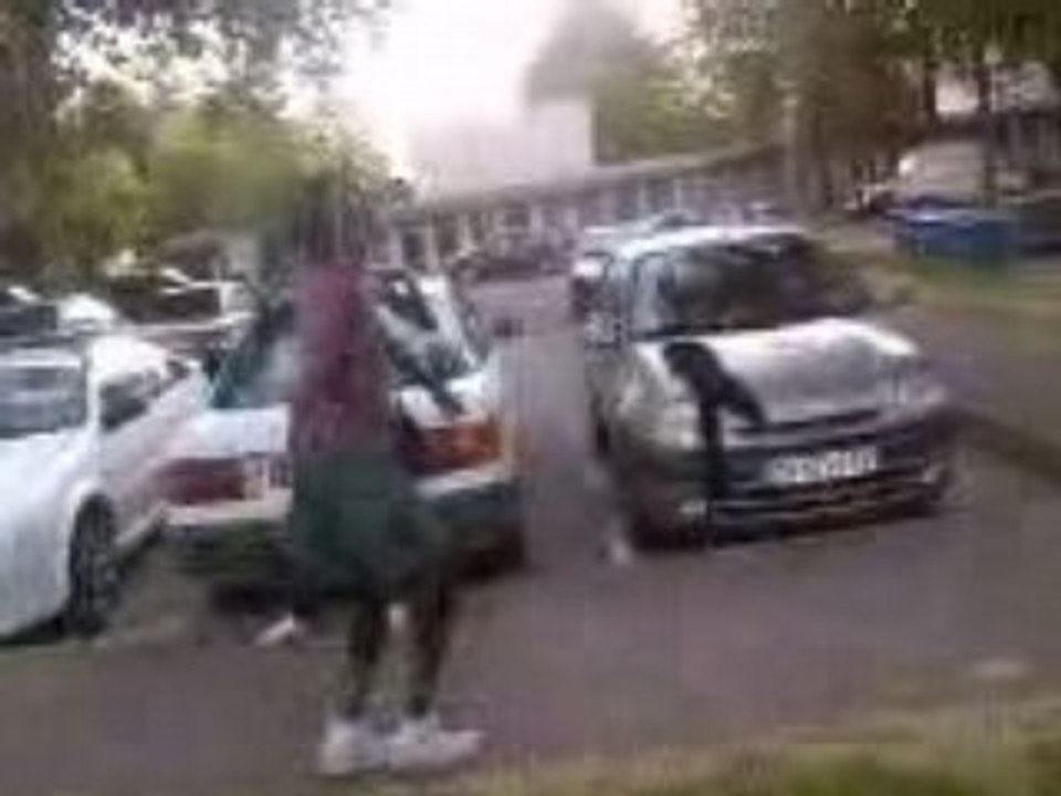 Karen ETmwa!sisi tkt en assure