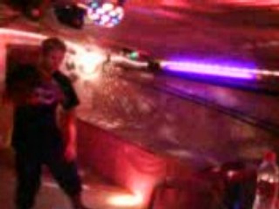 Thomas un peu bouré xD