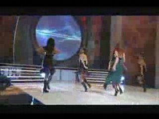 Kieu Nga & Trish Thuy Trang - May Lang Thang (Asia - Hat Voi