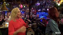 Ina Müller begrüßt Andrea Berg -"Ein schönes Interview" (Inas Nacht / Late-Night-Show)