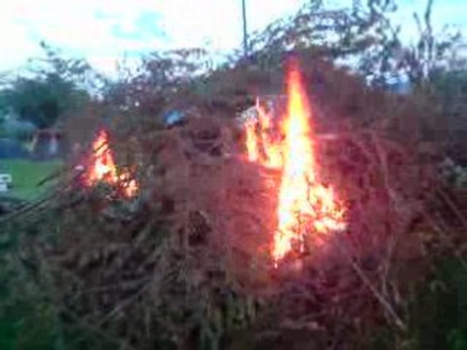 Feu de camp de l'anniv !!!!!