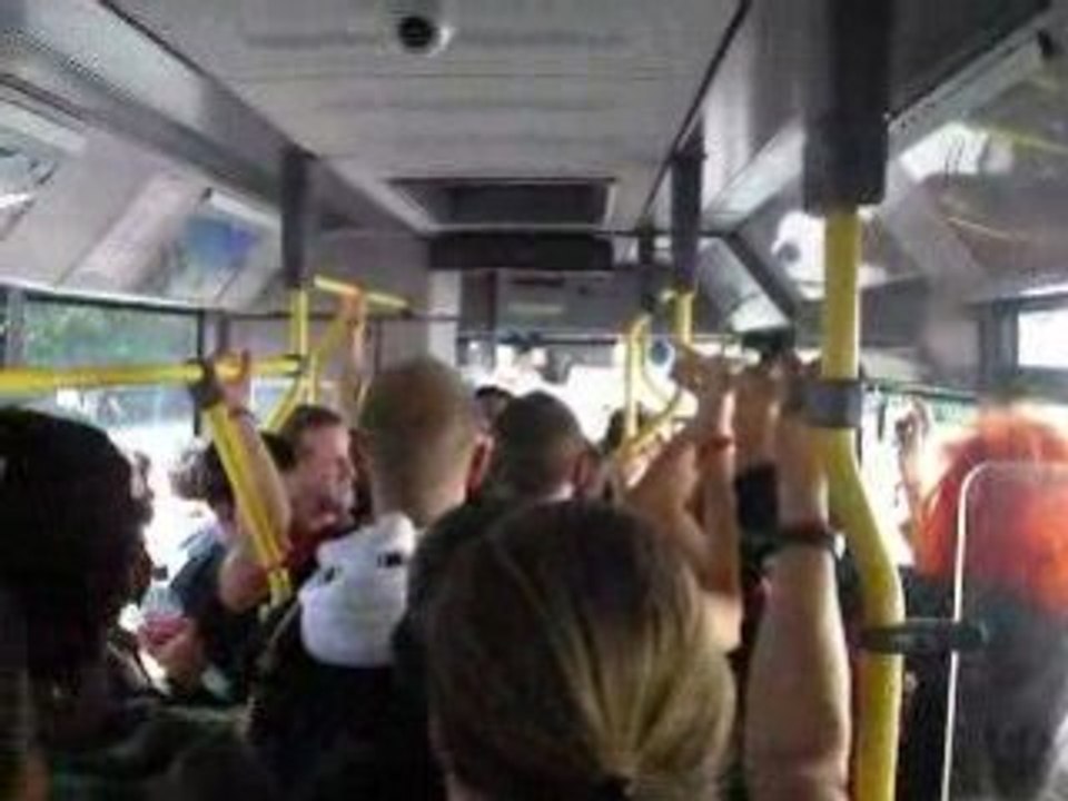 Dans la navette du concert Metallica Arras 2008