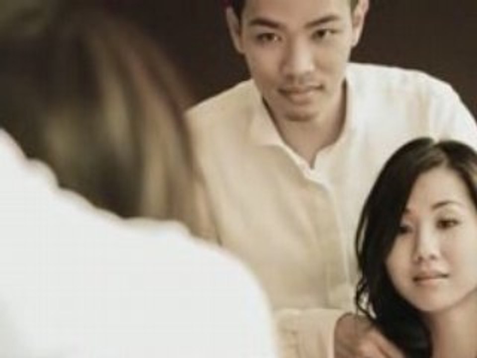 Tiffany & Barry engagement photoshoot in London