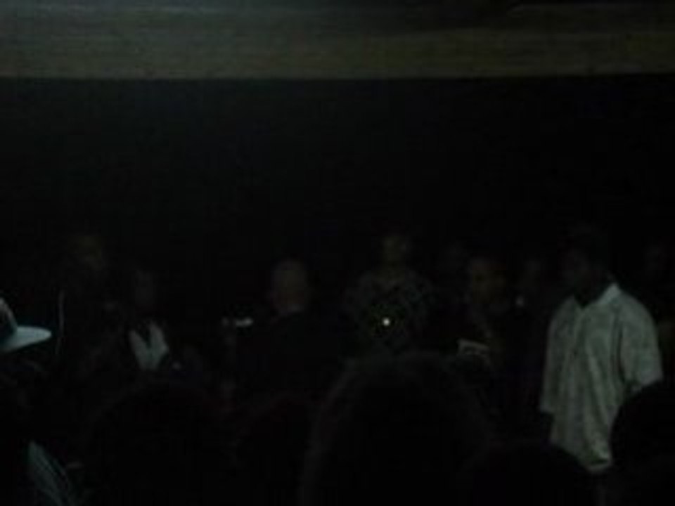 Collie Buddz Au Jardin D'eau de Goyave