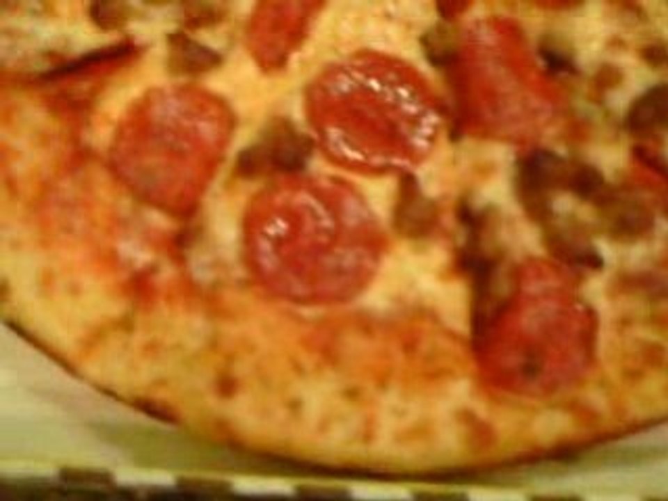 Hungry Howies pizza coupons|Pizza review  www.PizzaWars.net