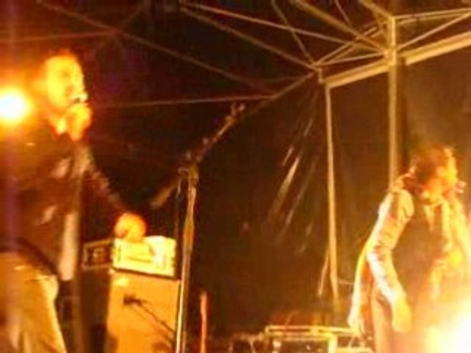 Les Fatals Picards Epinal - Intro Djembé Man