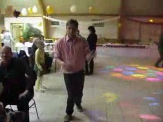 jocelyn le mourousien fète un anniversaire avec son cousin