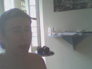 Wiwi égratigne "Round round"