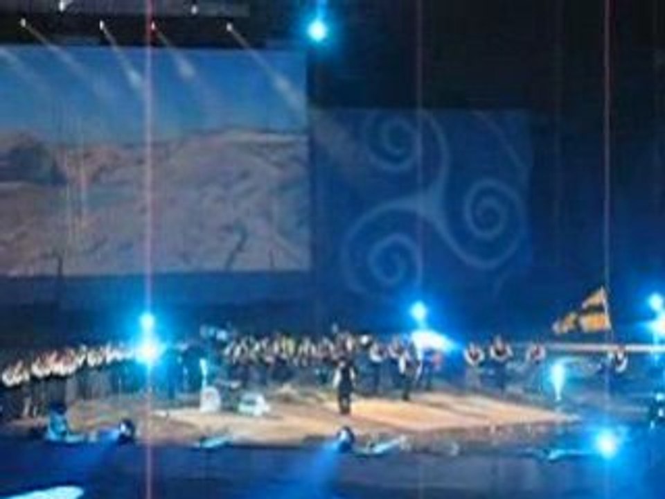 FIL 2008 LORIENT nuit du Moustoir bagad PERROS GUIREC