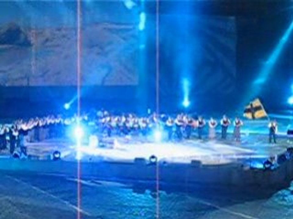 FIL 2008 LORIENT nuit du Moustoir bagad PERROS GUIREC