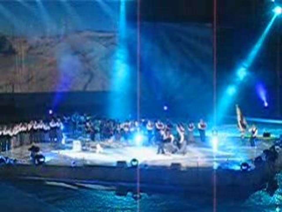 FIL 2008 LORIENT nuit du Moustoir bagad PERROS GUIREC