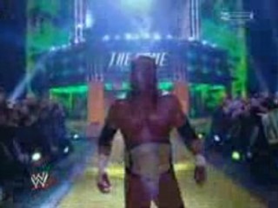 The Great Khali vs Triple H 1/2