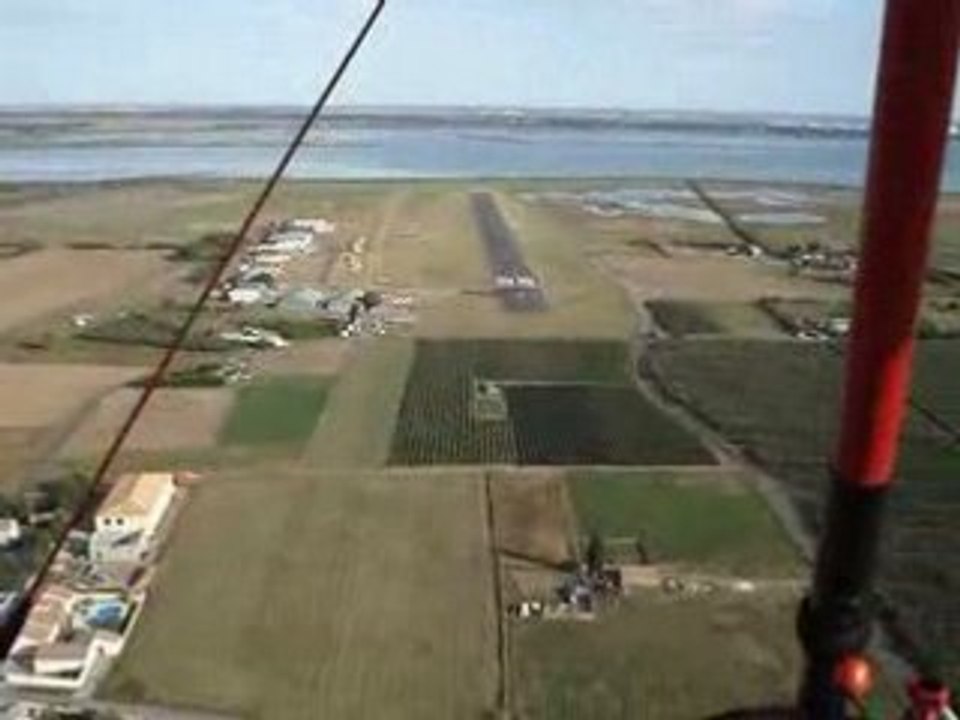 Atterrissage ULM pendulaire vent de travers