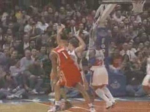 Nate Robinson Blocks Yao Ming